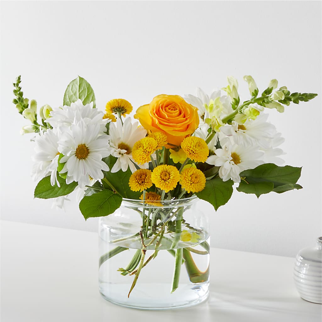 Sun Salutation Bouquet – Sign Of The Rose, Colorado Springs CO