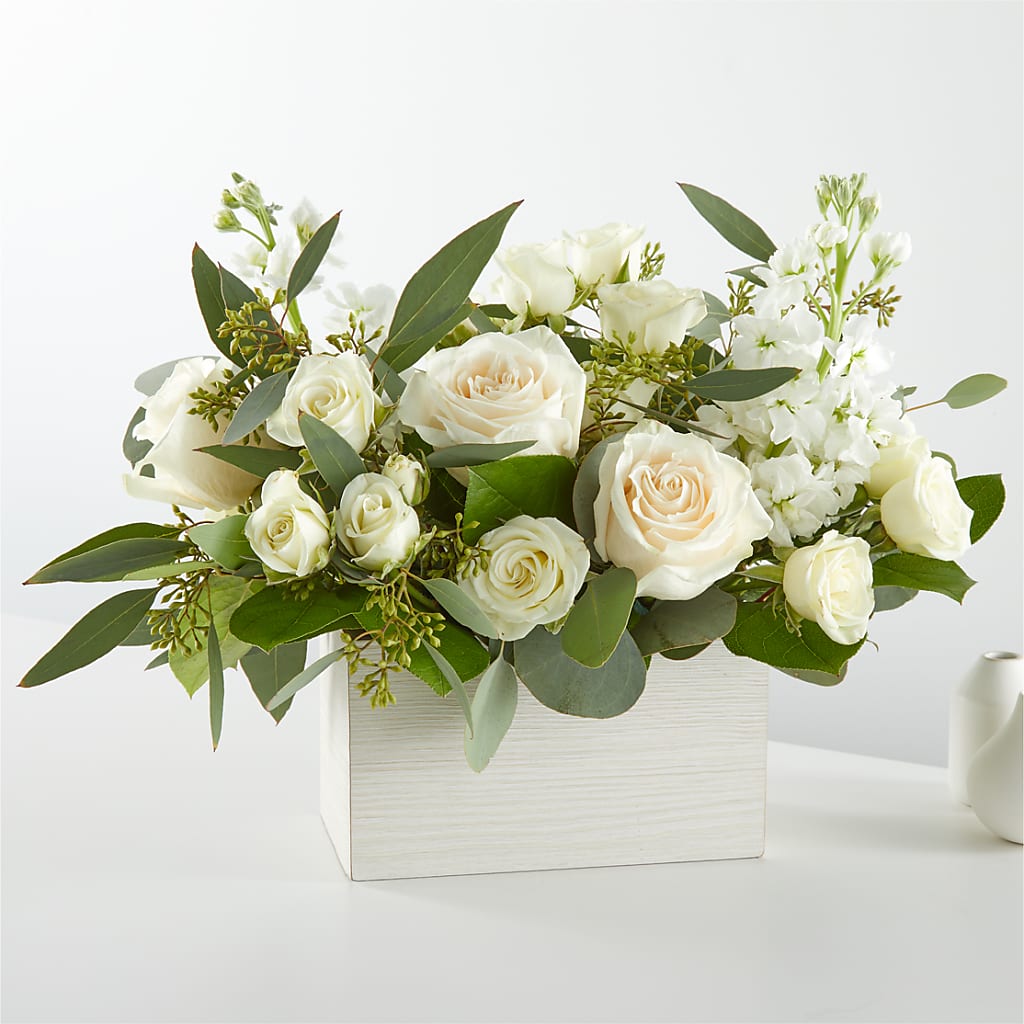 Fresh Linen Box Bouquet – Sign Of The Rose, Colorado Springs CO