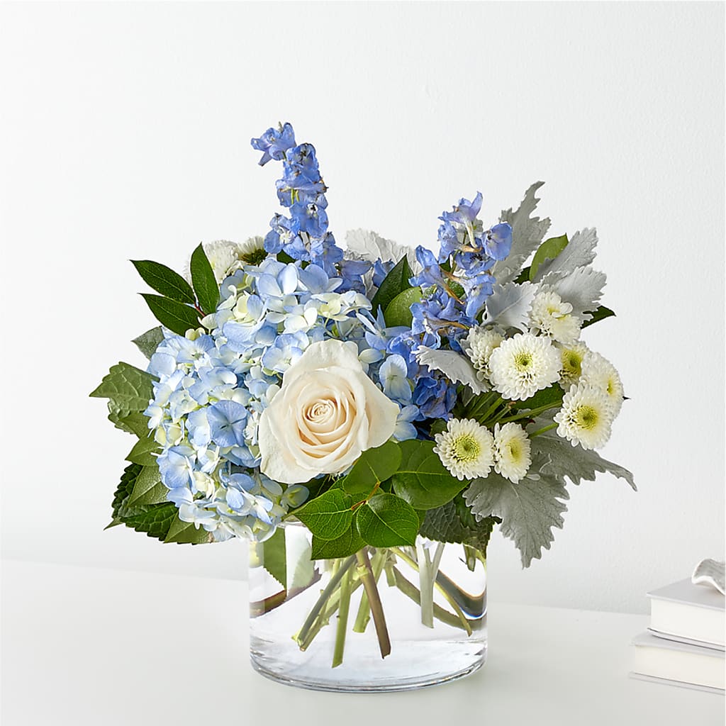 Clear Skies Bouquet – Sign Of The Rose, Colorado Springs CO