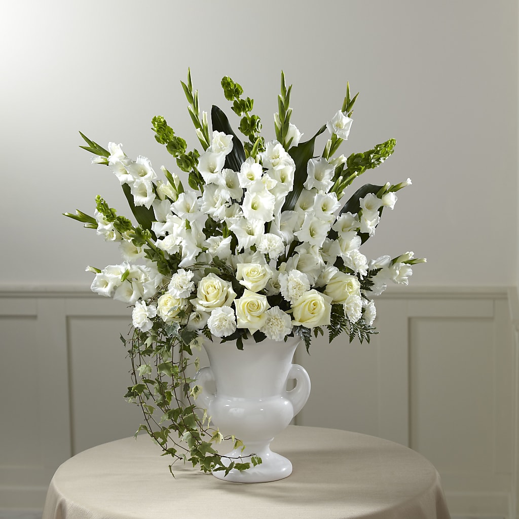 Fond Reflections Arrangement – Sign Of The Rose, Colorado Springs CO