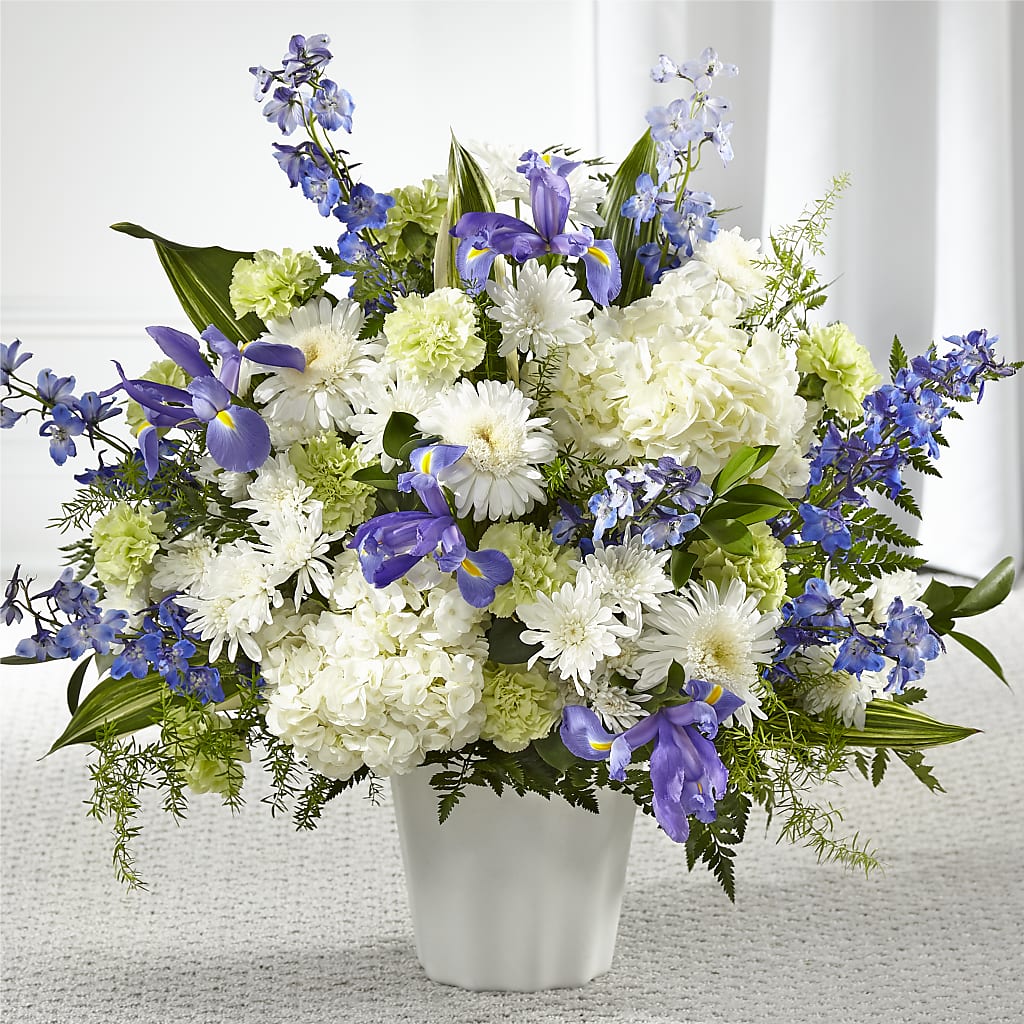 Soft Serenity Floor Basket – Sign Of The Rose, Colorado Springs CO