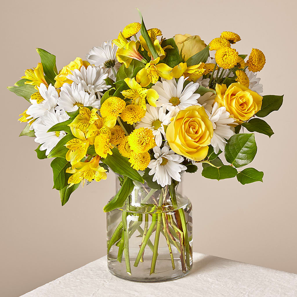 Sunny Sentiments Bouquet – Sign Of The Rose, Colorado Springs CO