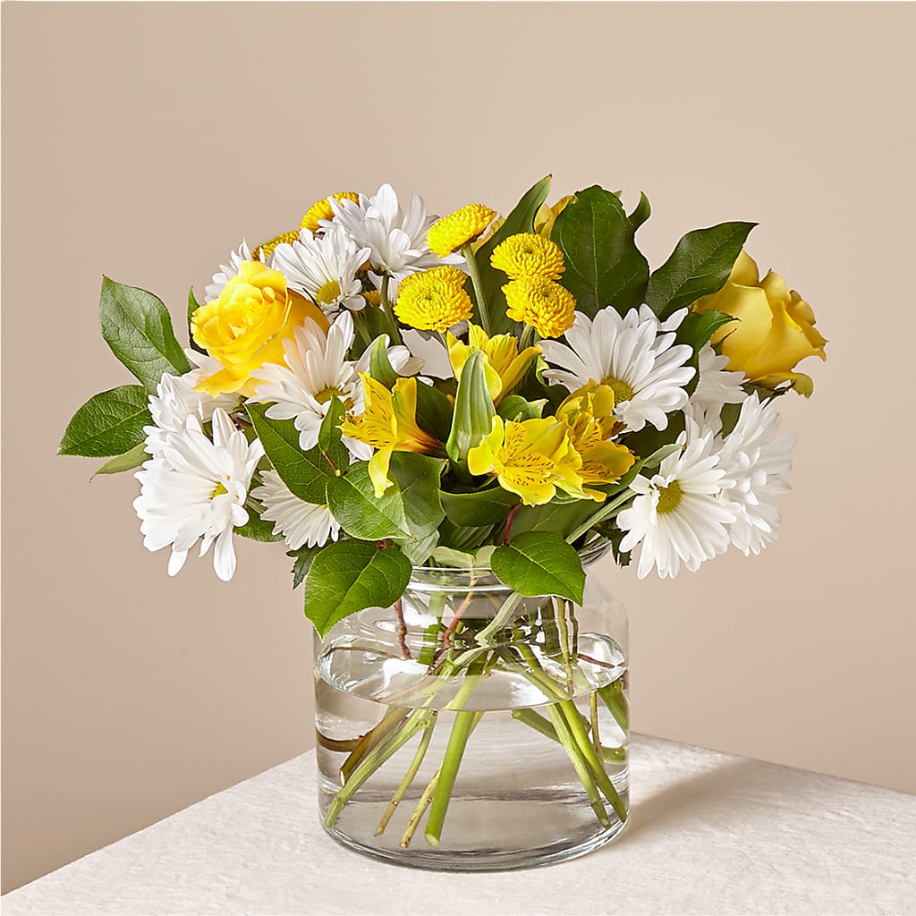 Sunny Sentiments Bouquet – Sign Of The Rose, Colorado Springs CO