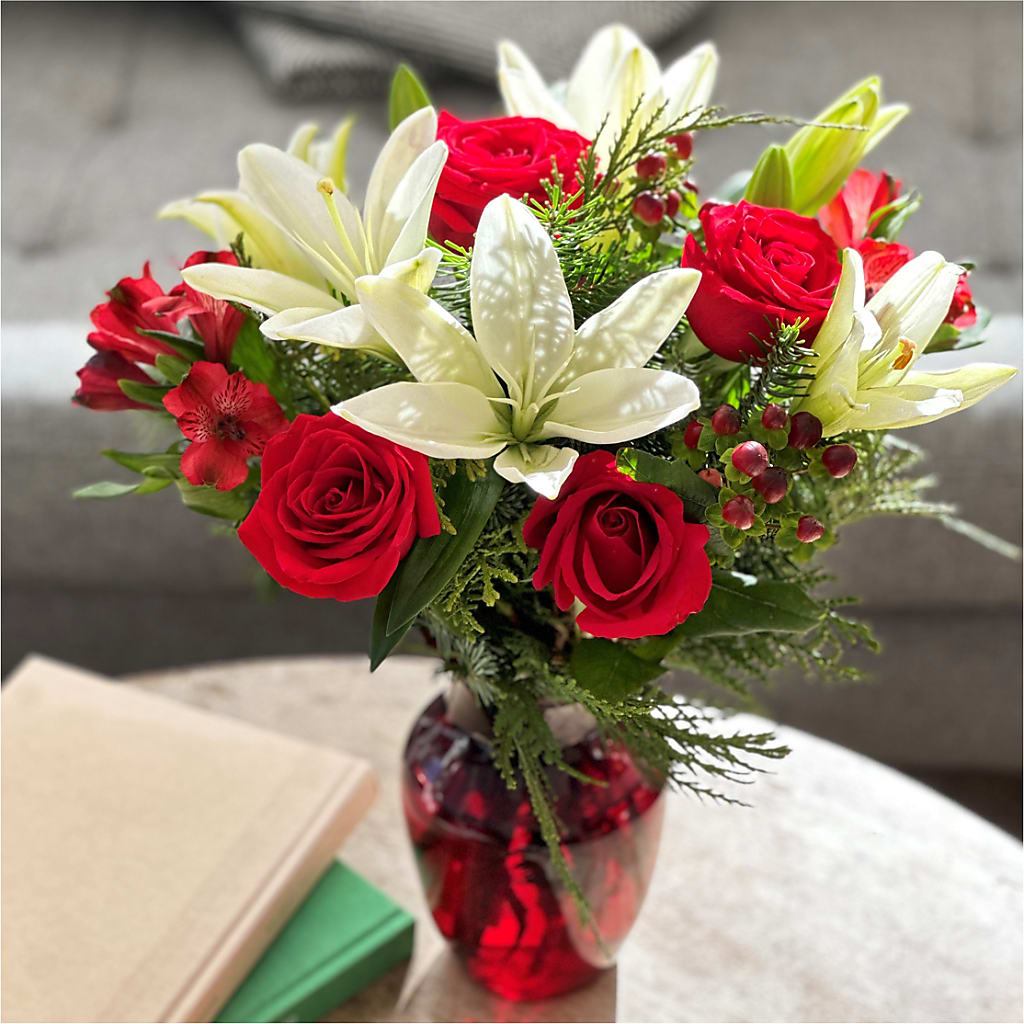 Evergreen Delight Bouquet –  Sign Of The Rose, Colorado Springs CO