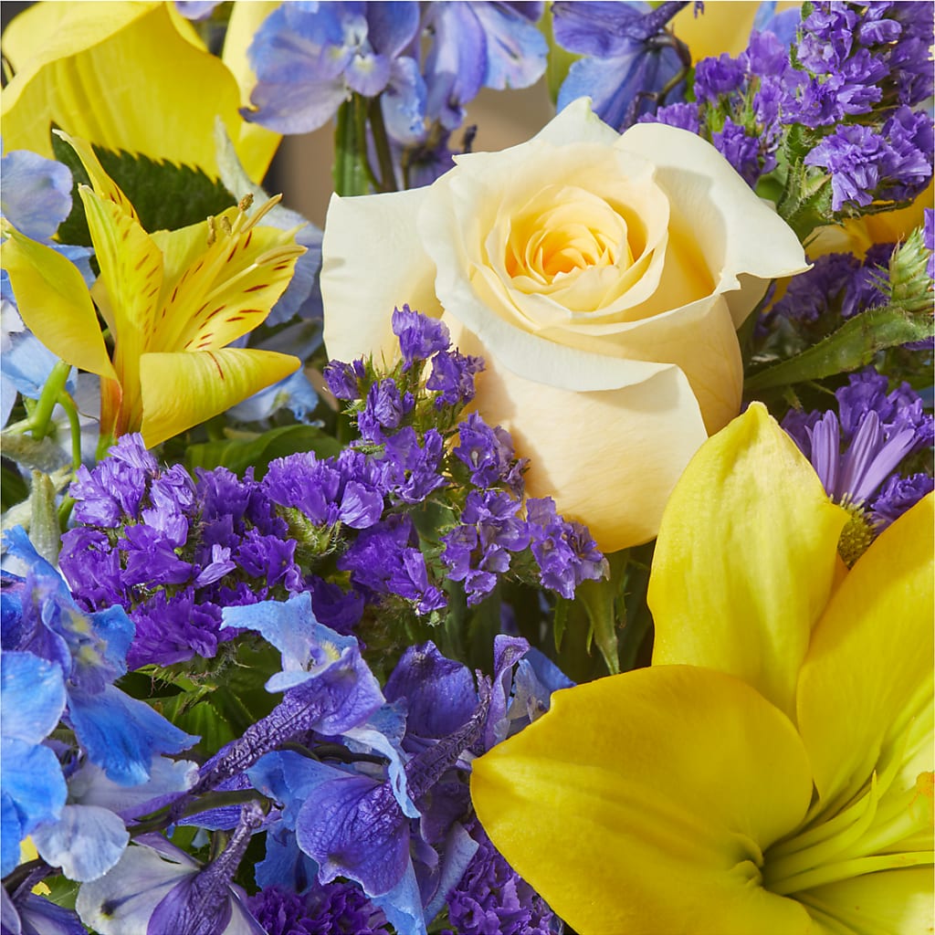Limoncello Bouquet –  Sign Of The Rose, Colorado Springs CO