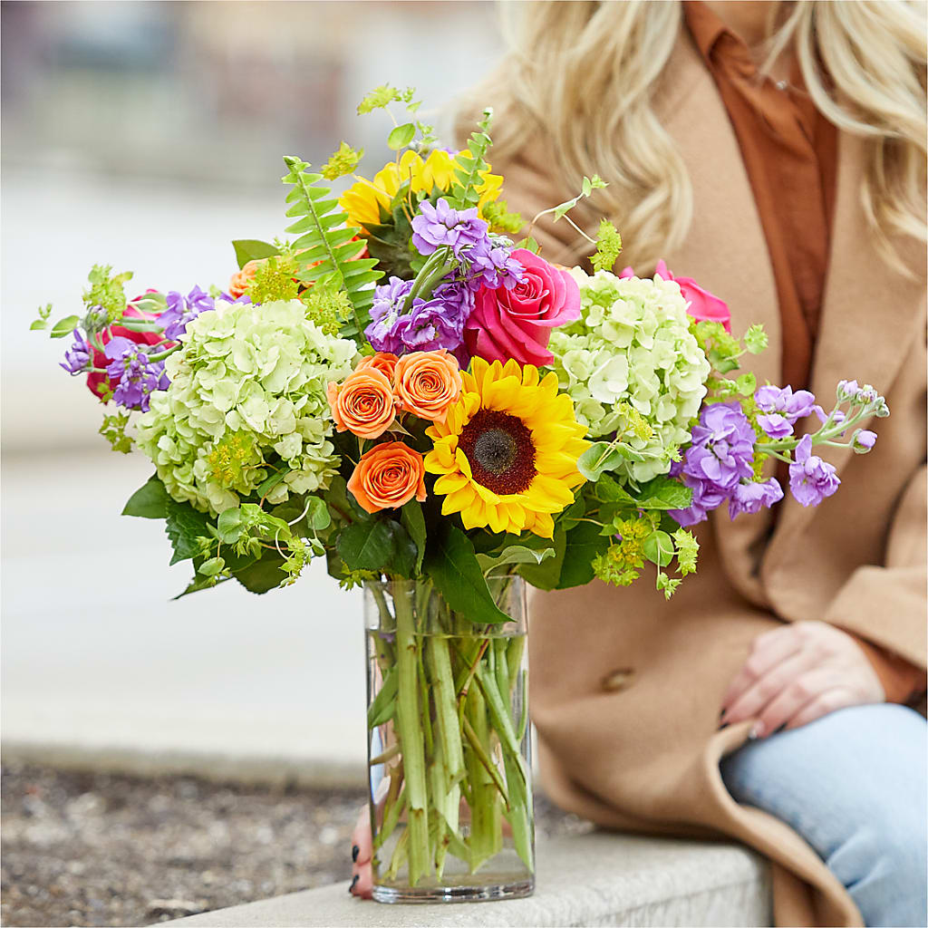 Vibrant Greetings Bouquet –  Sign Of The Rose, Colorado Springs CO