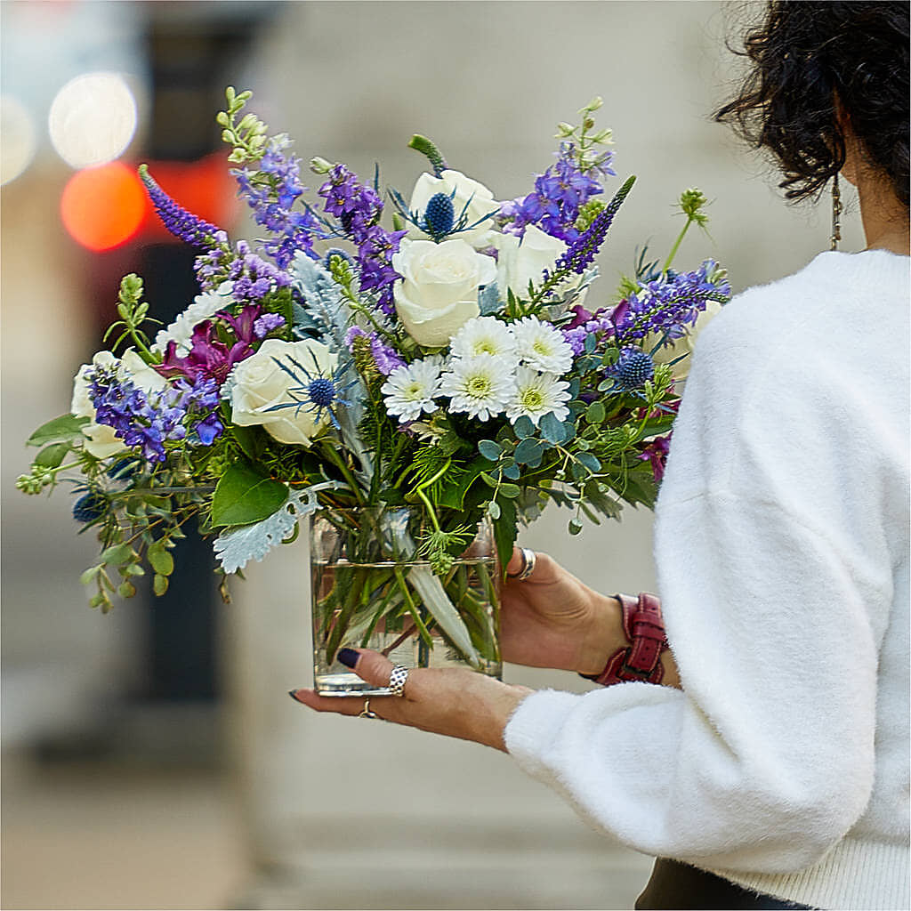 Shooting Star Bouquet –  Sign Of The Rose, Colorado Springs CO