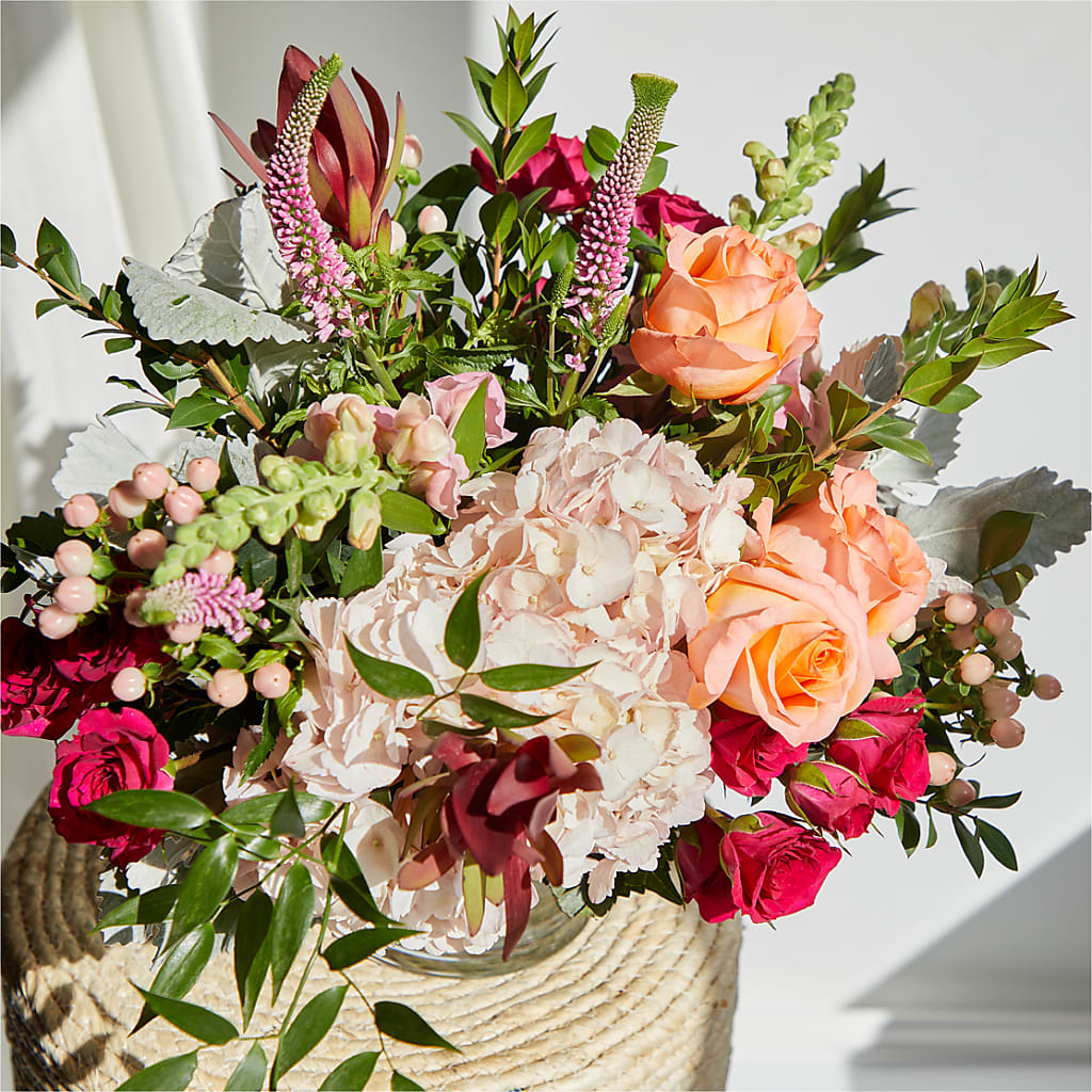 Glitz & Glam Bouquet –  Sign Of The Rose, Colorado Springs CO