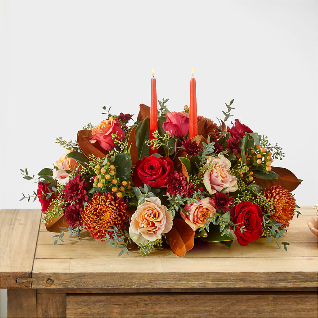 Gather Near Centerpiece –  Sign Of The Rose, Colorado Springs CO